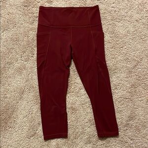 Burgundy High-Waisted 3/4 Leggings
